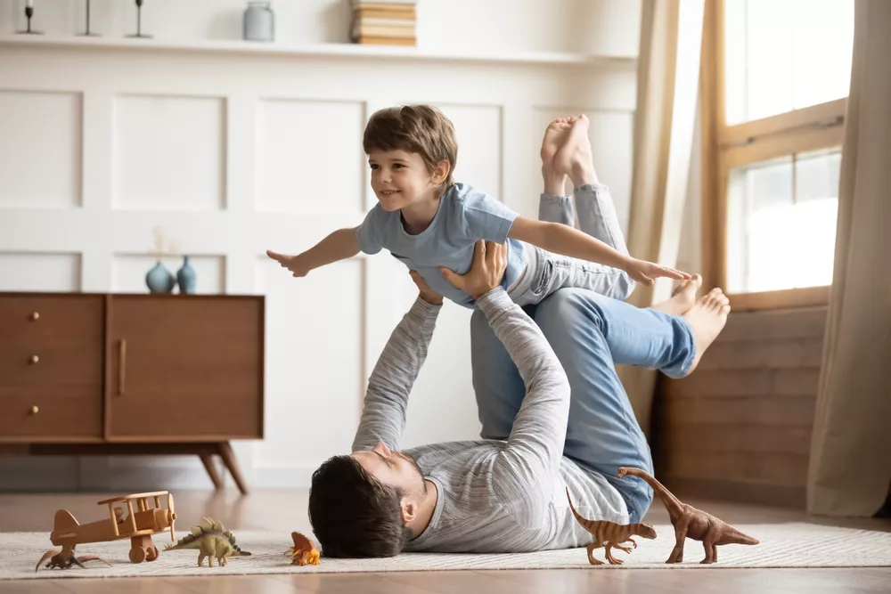Parent spending time with their child, represented by a Florida child support attorney